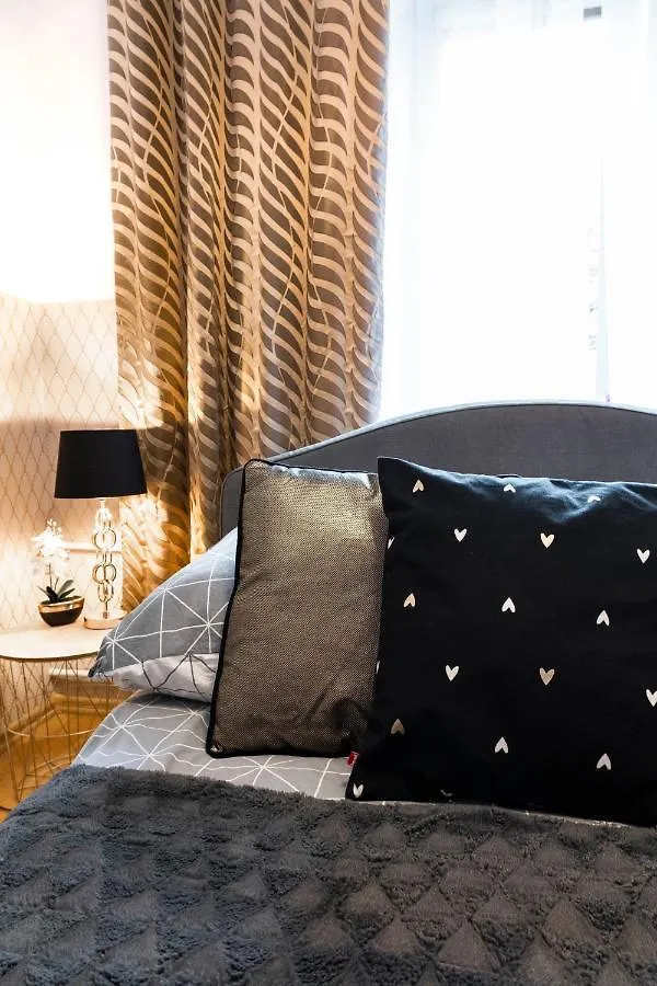 Clicktheflat Royal Route Warecka Apart Rooms Warsaw Hostel